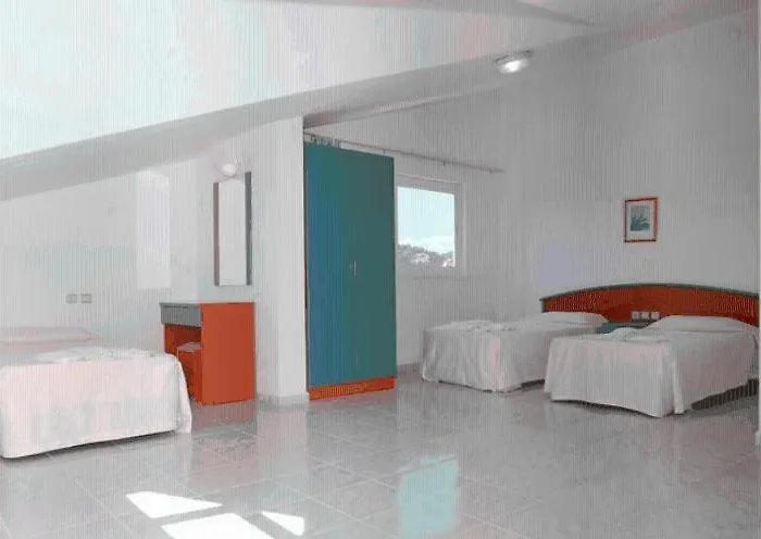 Long ホテル マルマリス