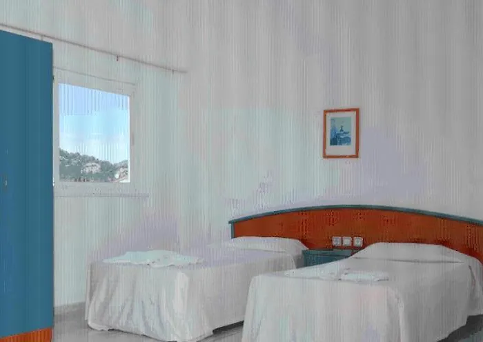 ホテル Long マルマリス